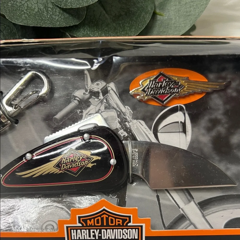 Harley-Davidson Black and Silver Key Chain Knife